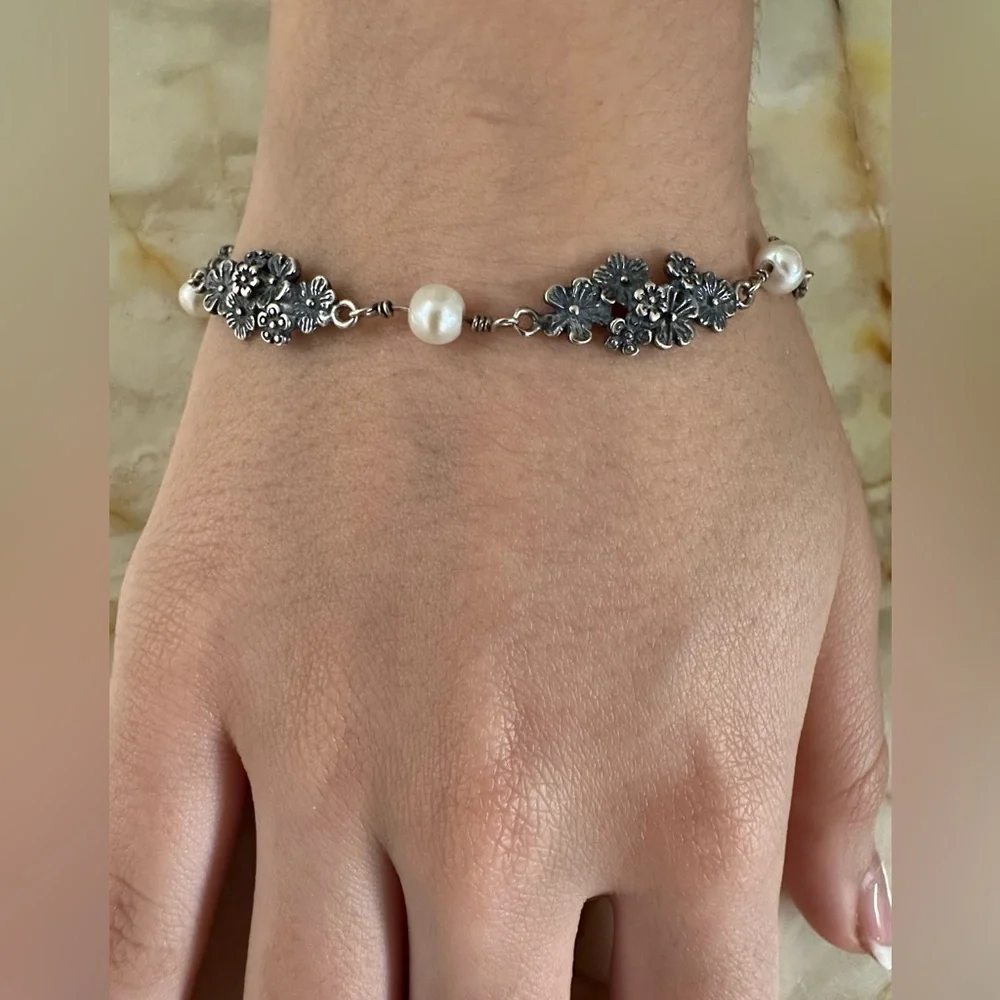 Silver Floral Bracelet with Pearls